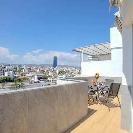 Penthouse Sea Views New Big Apartman