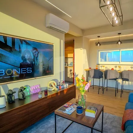 Penthouse Sea Views New Big Apartman *